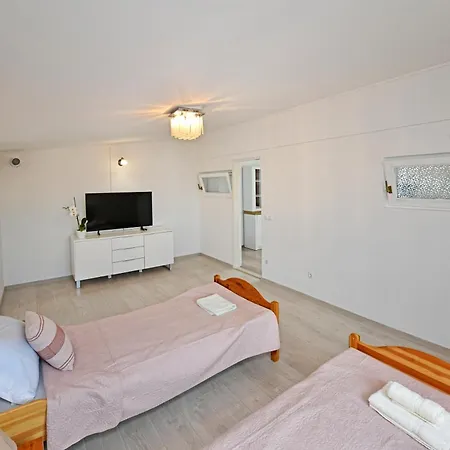 Daire New Bibaj - 350m Strand, Beach,