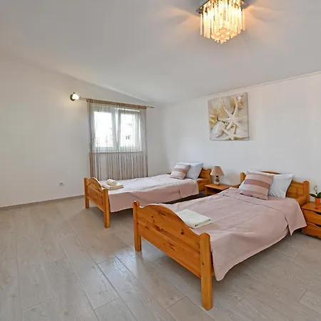 New Bibaj - 350m Strand, Beach, *