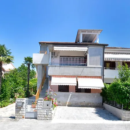 公寓 New Bibaj - 350m Strand, Beach,