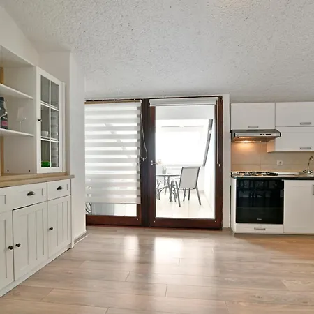 Apartament New Bibaj - 350m Strand, Beach, *