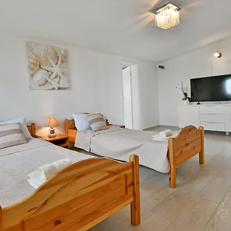 New Bibaj - 350m Strand, Beach, Apartamento Poreč