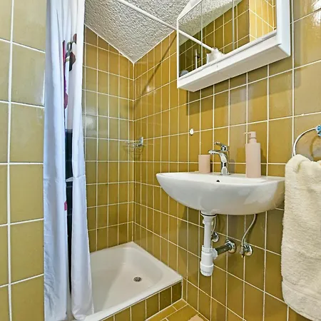 New Bibaj - 350m Strand, Beach, Apartamento Poreč