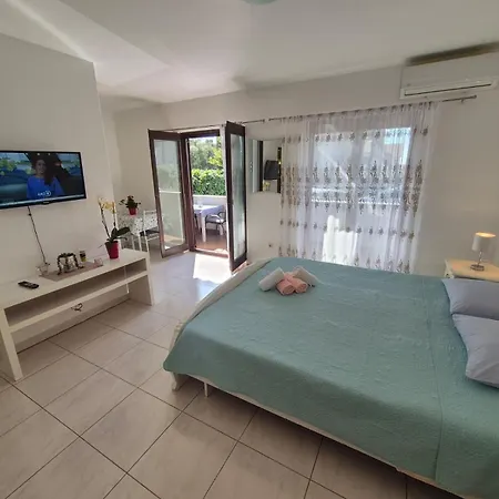 New Bibaj - 350m Strand, Beach, Porec